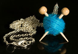 knitting necklace