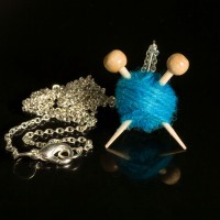 Knitter's Necklace - Blue