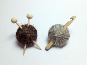 knit-crochet-british-wool-brooches