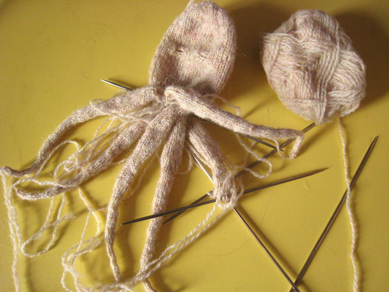 Knitting Octopus Max's World